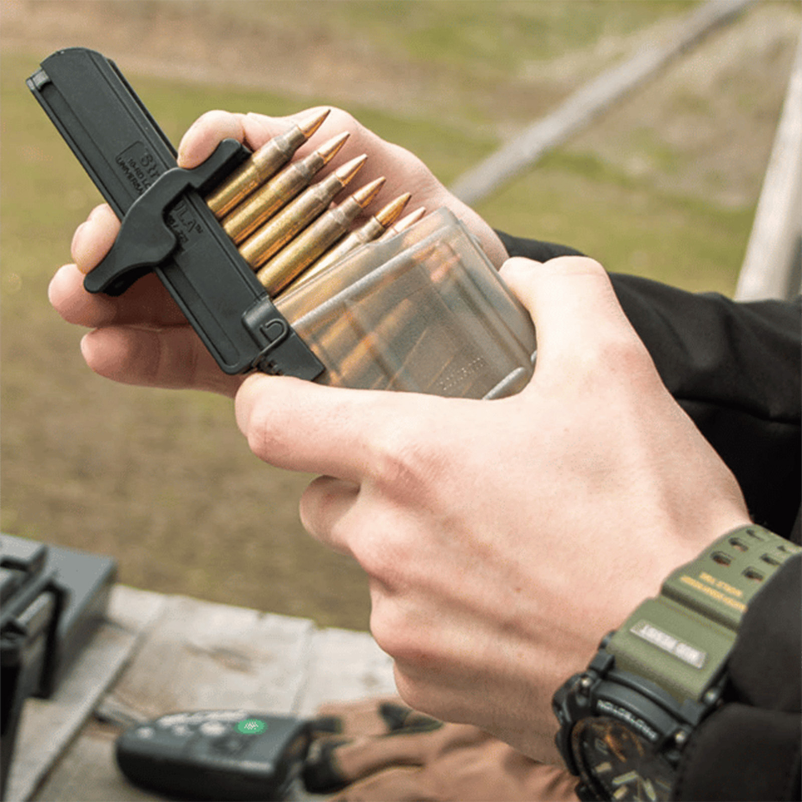 MAGLULA STEYR® AUG StripLULA® Magazinladehilfe