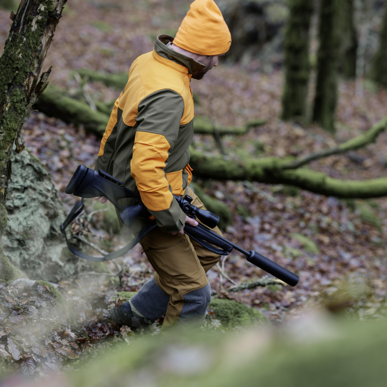 Blaser Herren Tackle Softshell Jacke dunkel olive / blaze orange